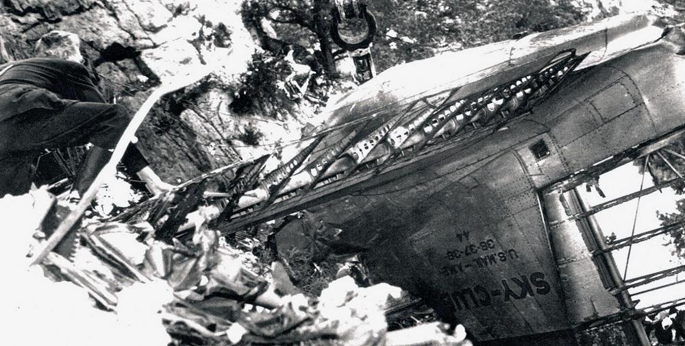 1942 The Death of Carole Lombard, Dramatic Photo of TWA Flight 3 Wreckage