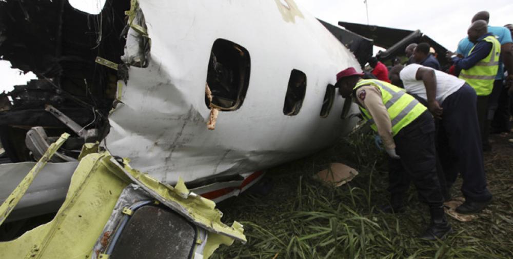 Crash of an Embraer EMB-120ER Brasília in Lagos: 16 killed | Bureau of ...